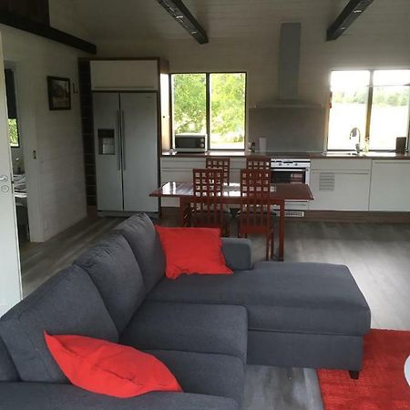 Kirsikkaranta Villa Паргас Екстериор снимка