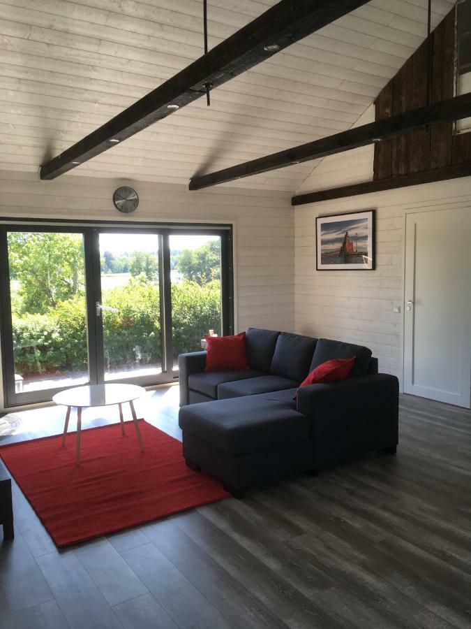 Kirsikkaranta Villa Паргас Екстериор снимка